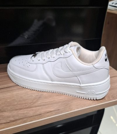 کفش نایک چرم