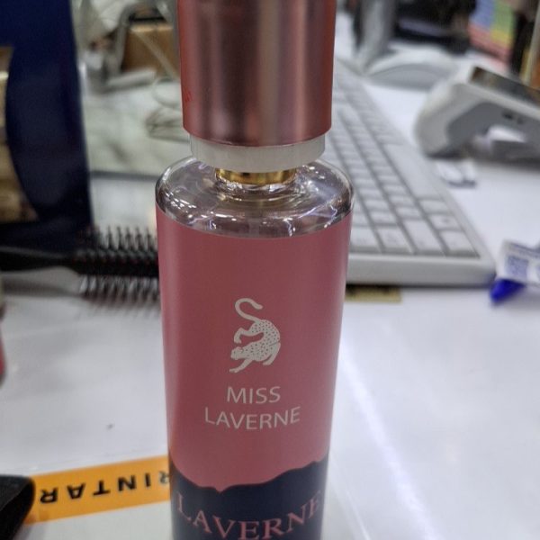 ادکلن میس لاورن