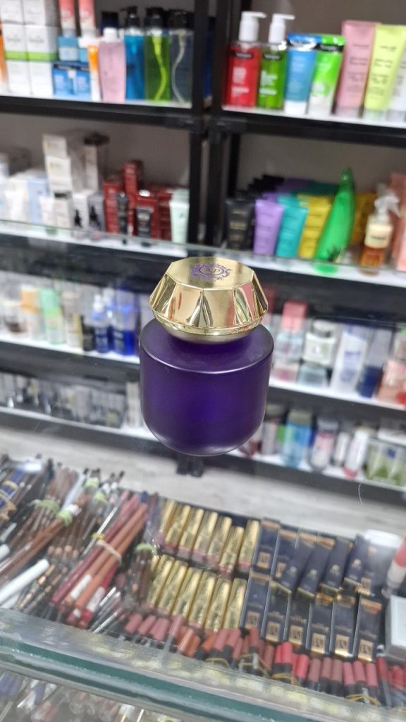 ادکلن چوبی
